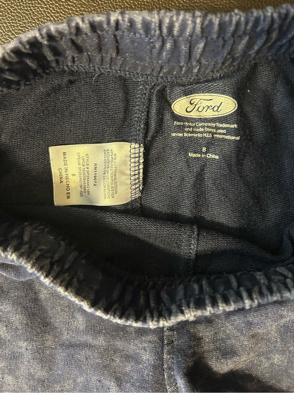 Ford Shorts. Boys 8. - Picture 9 of 10